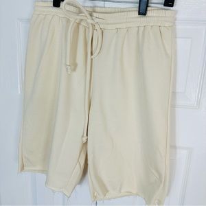 FASHION NOVA shorts CREAM BUTTERMILK cotton blend long shorts soft comfy M